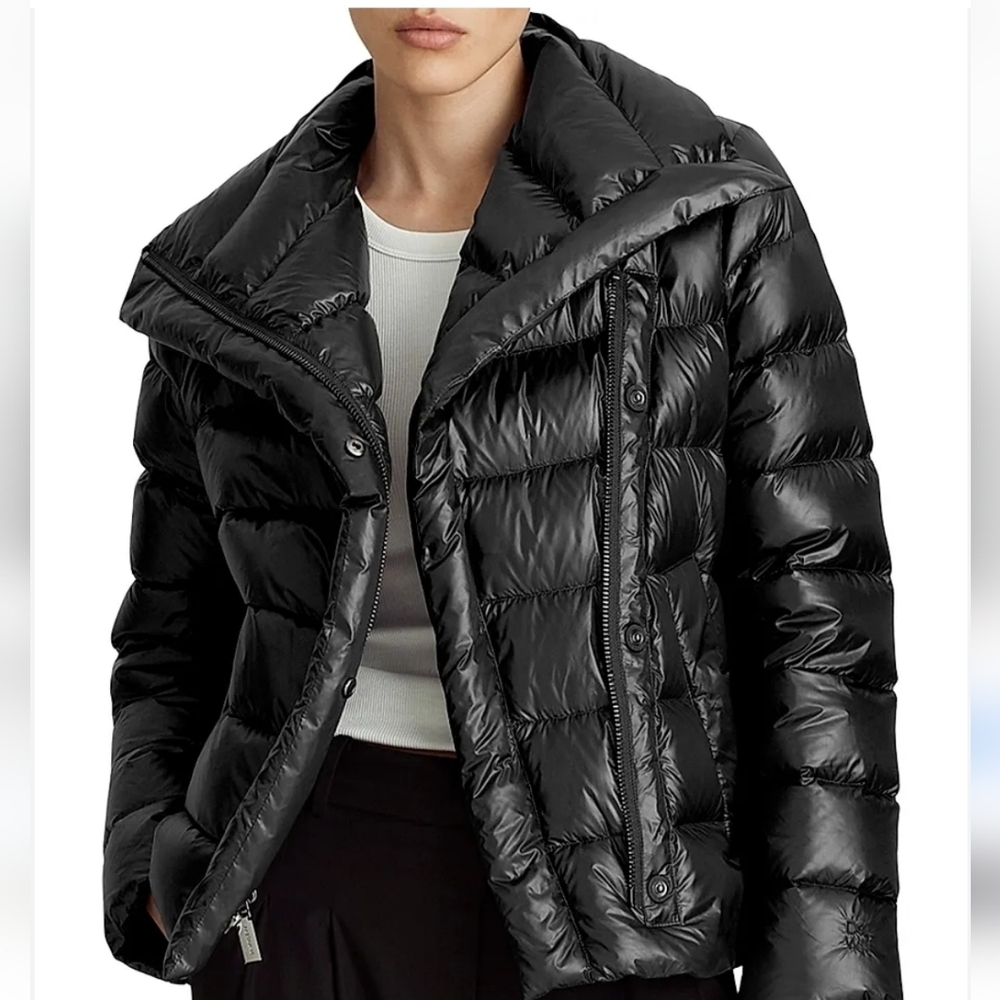 Women's BCBG Light Weight Puffer - Size Small Great Condition